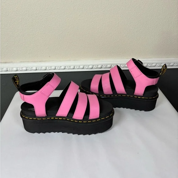 NEW Dr. Martens Pink and Black Blaire Quad Chunky Buckle Sandals Size Women's 9